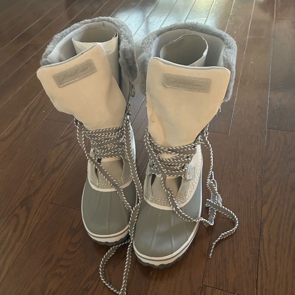 Eddie Bauer Gray and Cream Snow Winter Boots NWT and Box